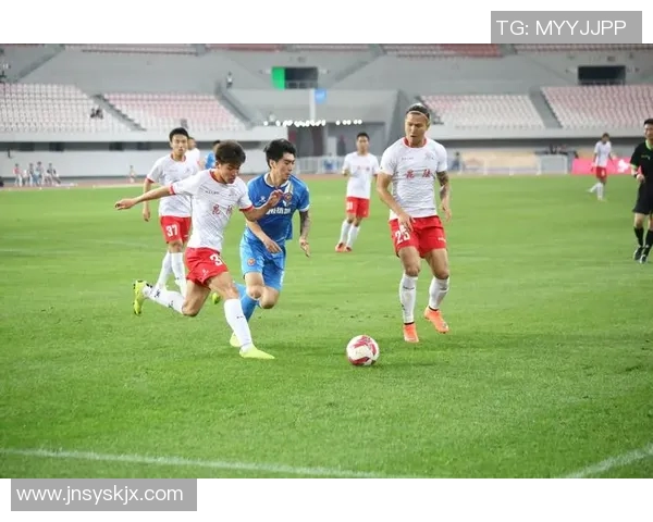 杭州绿州与浙江毅腾的精彩对决展现足球魅力与团队精神的较量